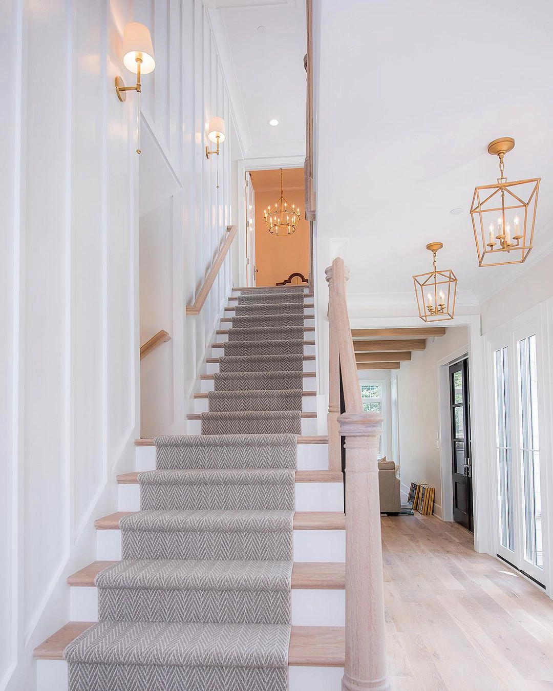 RSH Staircases, carpentry, trim – Riordan – Custom Homes in Chicago – 2